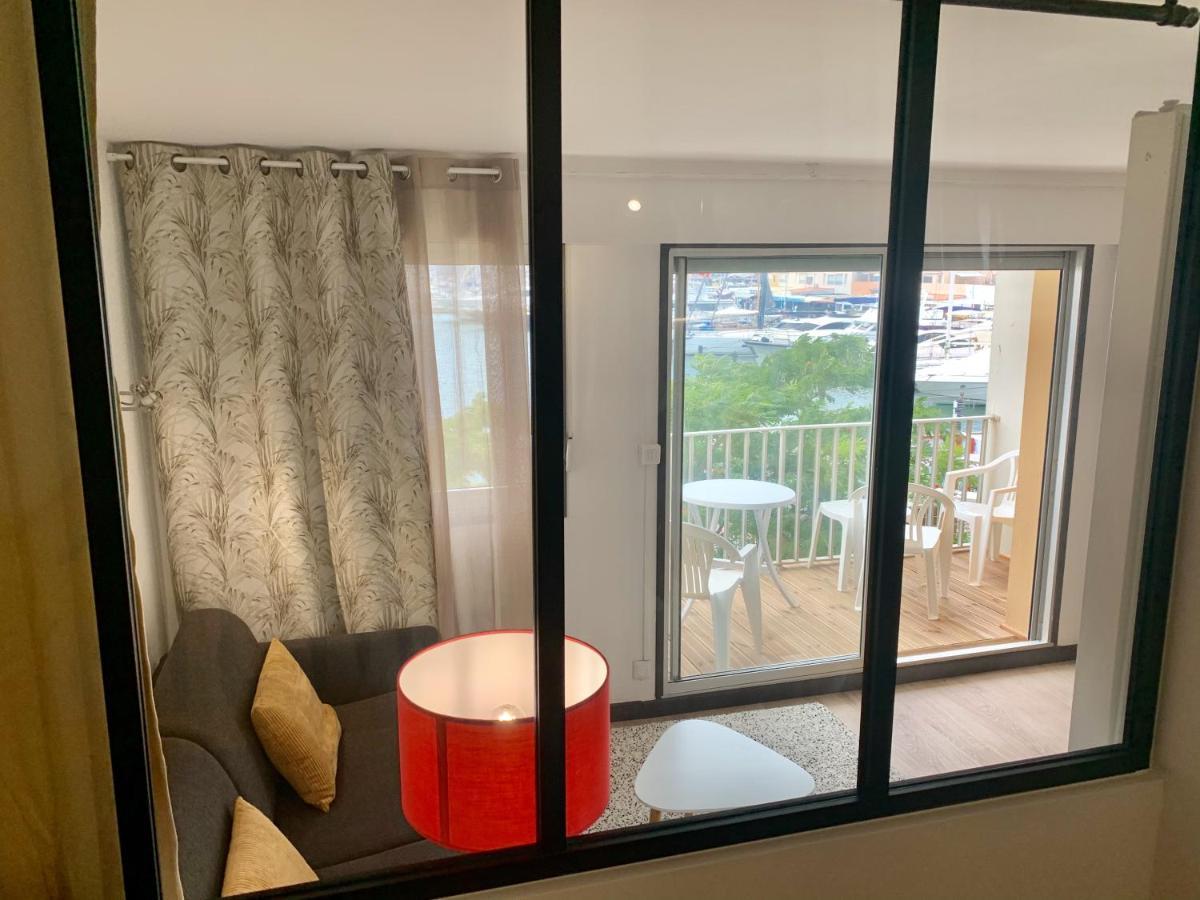 Appartement 1Ere Ligne Vue Port Avec Balcon, Piscine Агд Екстер'єр фото
