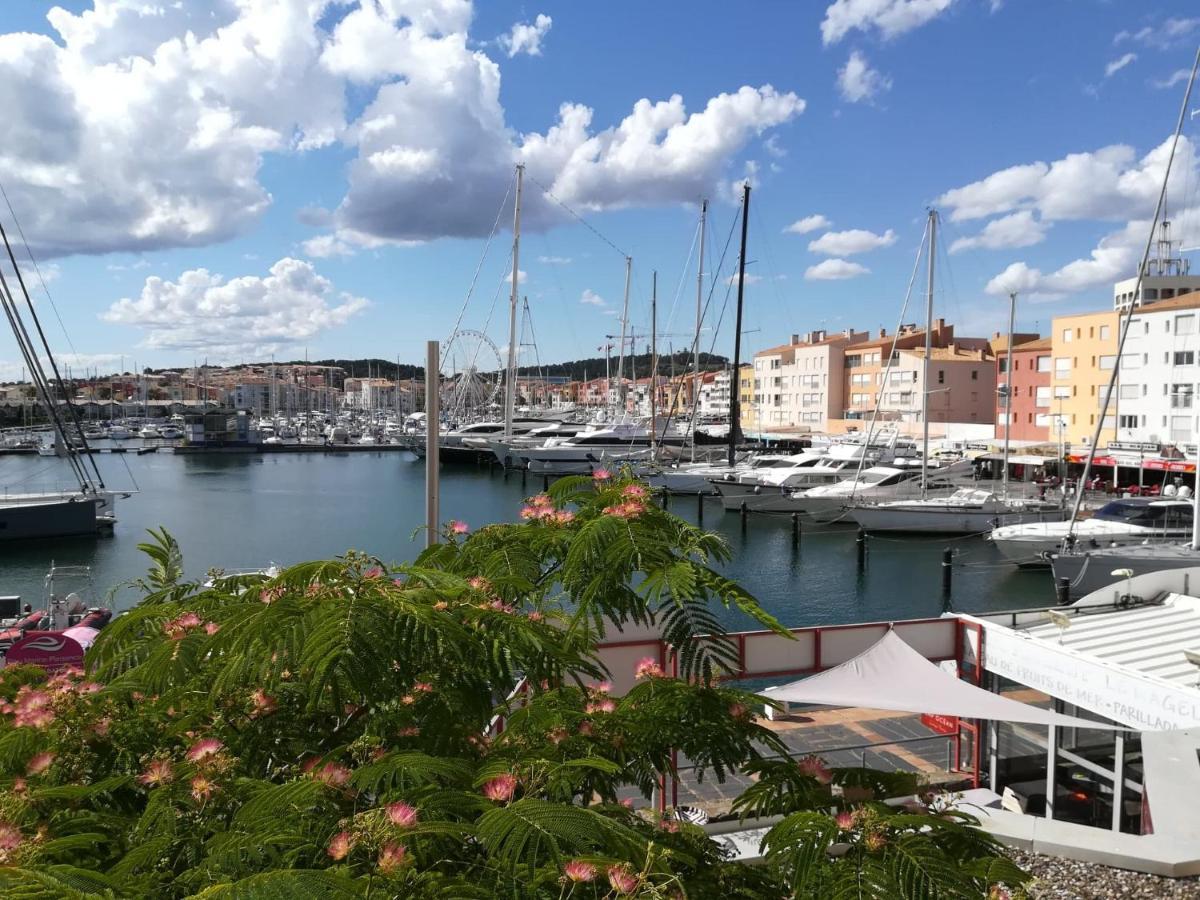 Appartement 1Ere Ligne Vue Port Avec Balcon, Piscine Агд Екстер'єр фото